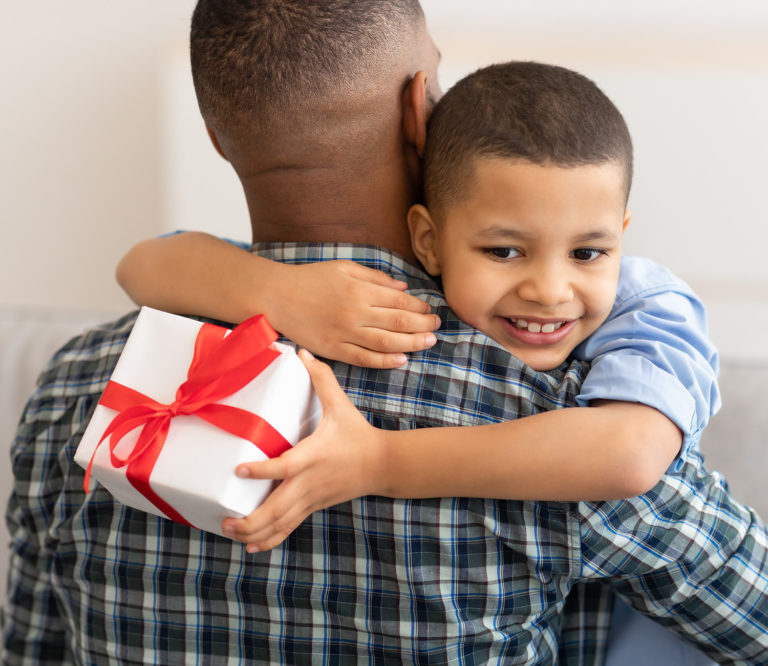 Christmas Gift Guide - How To Shop Skincare For Dad